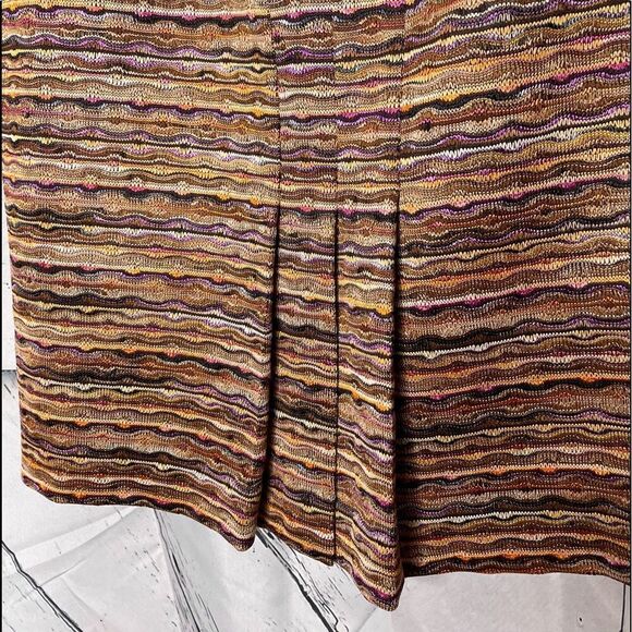 Dressbarn zig-zag print skirt 8 - Picture 7 of 8